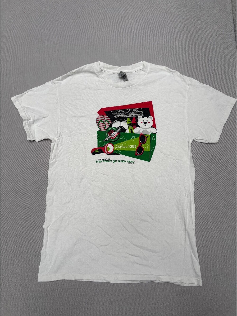 Operation Christmas Child Samaritan's Purse Christmas Tee -M